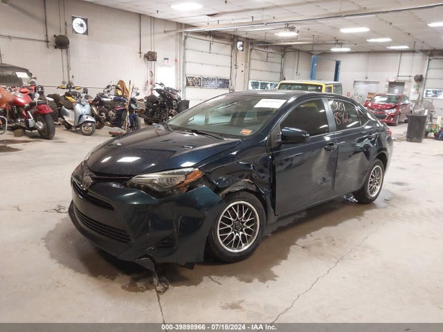 Toyota COROLLA LE 2017 2T1BURHE8HC777237 Image 2