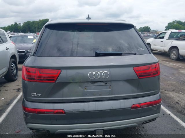 WA1LHAF7XKD016177 Audi Q7 45 Premium/45 Se Premium