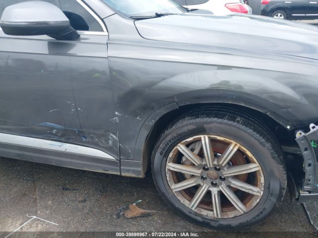 WA1LHAF7XKD016177 Audi Q7 45 Premium/45 Se Premium