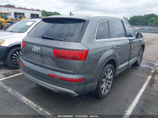 WA1LHAF7XKD016177 Audi Q7 45 Premium/45 Se Premium