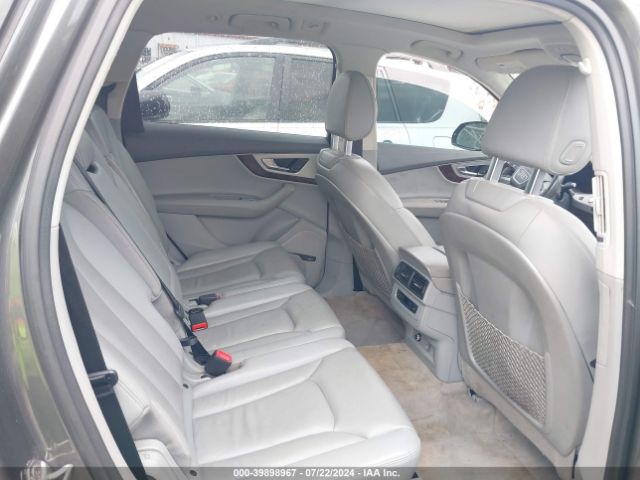 WA1LHAF7XKD016177 Audi Q7 45 Premium/45 Se Premium
