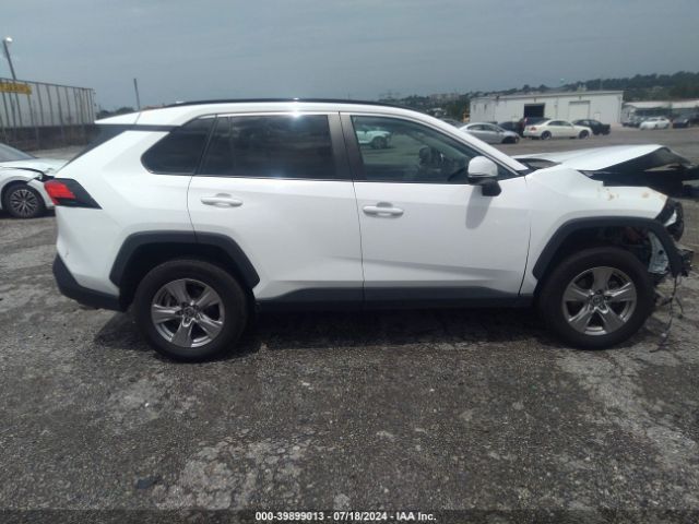 2T3P1RFV1NW252054 Toyota Rav4 Xle