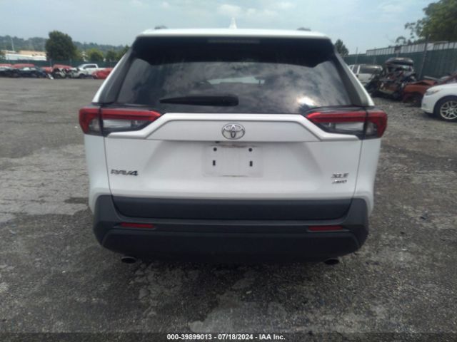 2T3P1RFV1NW252054 Toyota Rav4 Xle