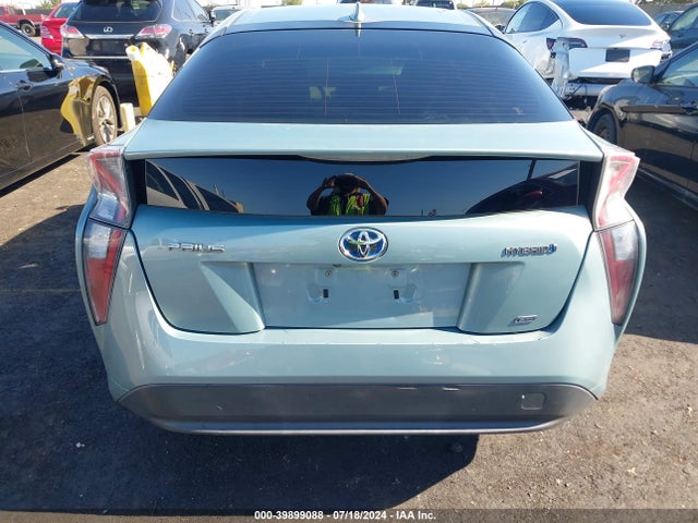 Toyota Prius Two Eco 2016 JTDKARFU0G3516338 Image 16