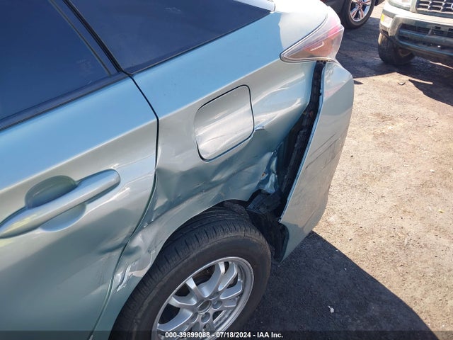 Toyota Prius Two Eco 2016 JTDKARFU0G3516338 Image 6