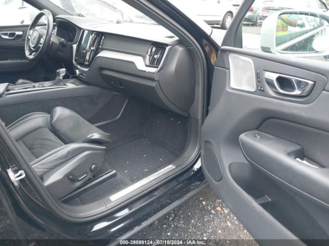 LYVA22RM2KB367696 Volvo Xc60 T6 R-design