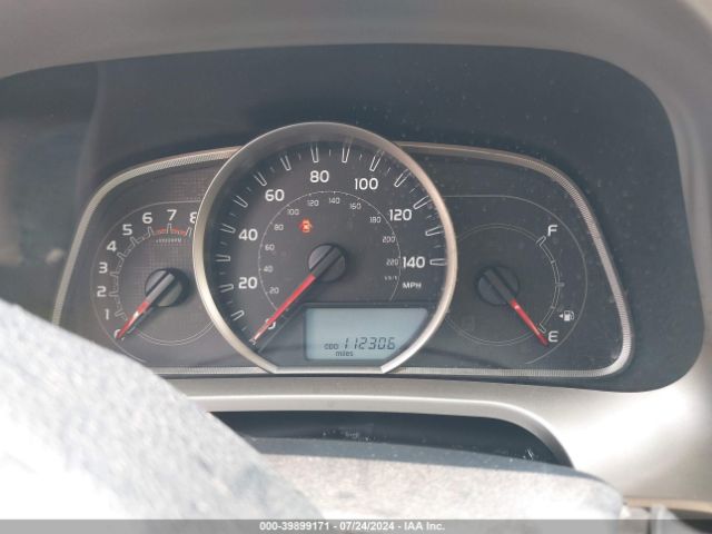 JTMRFREV8FJ017954 Toyota Rav4 Xle
