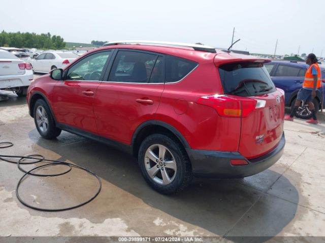 JTMRFREV8FJ017954 Toyota Rav4 Xle