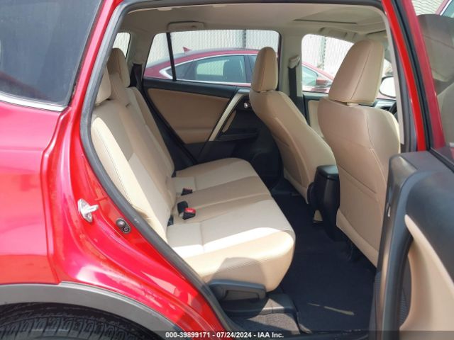 JTMRFREV8FJ017954 Toyota Rav4 Xle