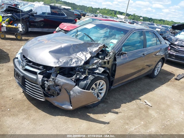 Toyota CAMRY LE 2015 4T4BF1FK6FR483891 Image 2