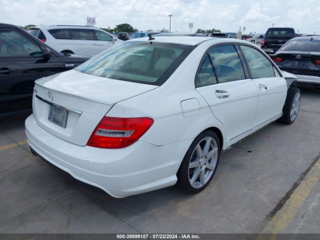 WDDGF4HB1EA957948 Mercedes-Benz C 250 Luxury/sport