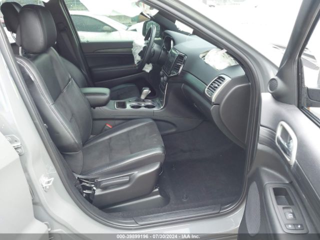 1C4RJEAG9NC152975 Jeep Grand Cherokee Wk Laredo X 4x2