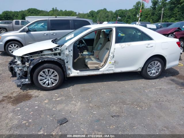 4T1BD1FK5EU099146 Toyota Camry Hybrid Le