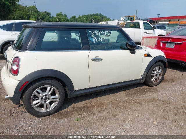 2012 MINI COOPER WMWSU3C58CT541917 Photo 3
