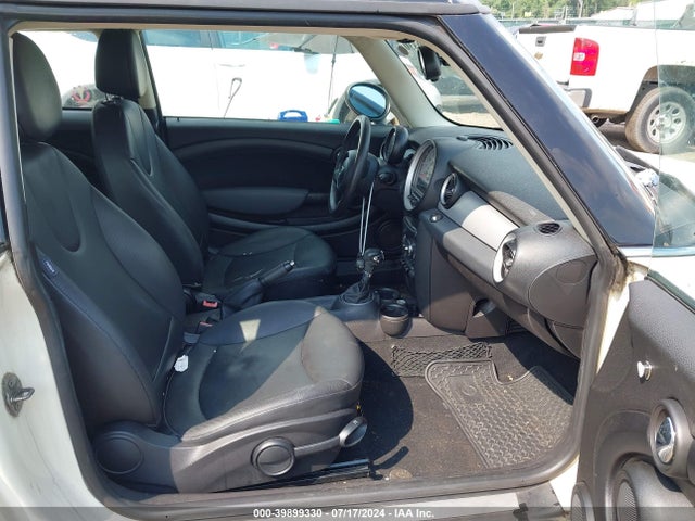 2012 MINI COOPER WMWSU3C58CT541917 Photo 4