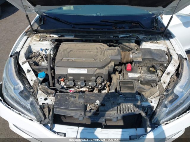1HGCR3F95GA026674 Honda Accord Touring