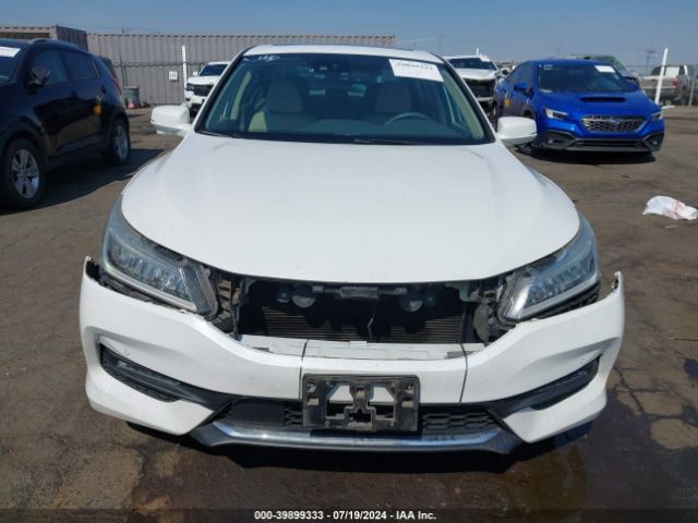 1HGCR3F95GA026674 Honda Accord Touring