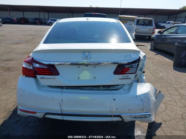 1HGCR3F95GA026674 Honda Accord Touring