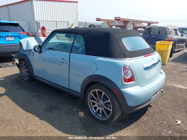 2013 MINI CONVERTIBLE WMWZN3C59DT569156 Photo 2