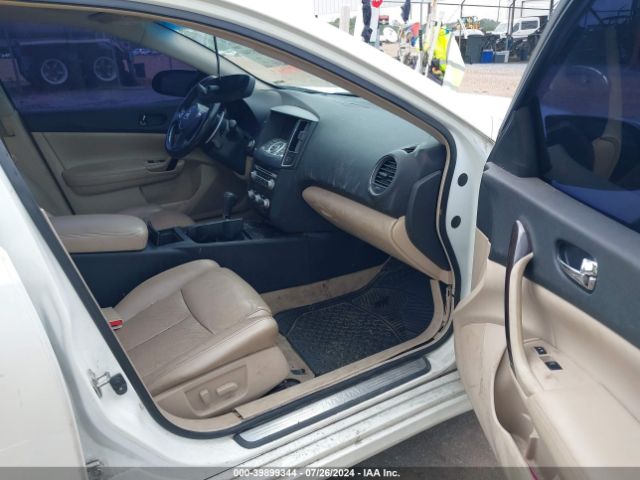 1N4AA5AP8EC914292 Nissan Maxima 3.5 S/3.5 Sv