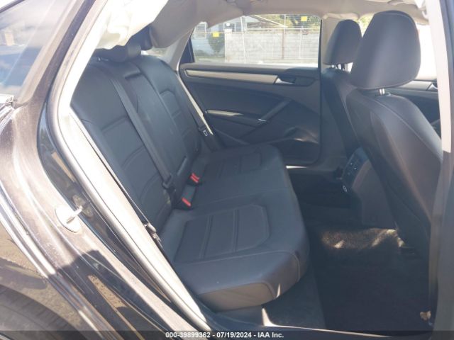 1VWSA7A3XMC017672 Volkswagen Passat 2.0t Se