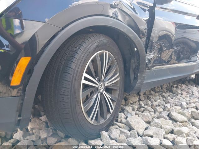 3VV2B7AX8JM219280 Volkswagen Tiguan