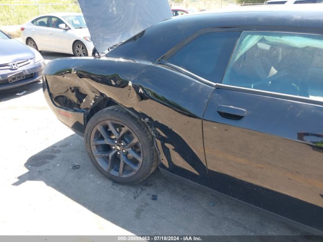 2C3CDZAG1KH596501 Dodge Challenger Sxt