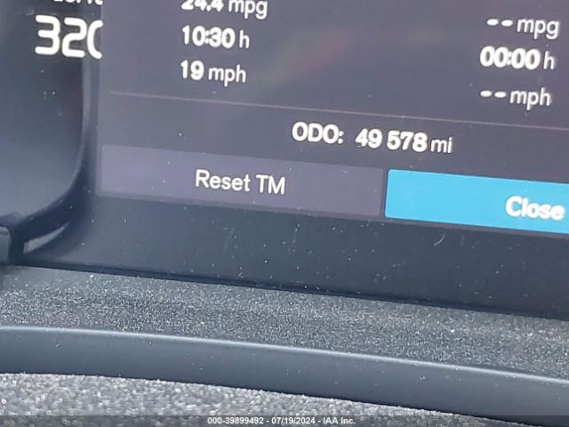 YV4L12RK9N1034897 Volvo Xc60 B5 Momentum