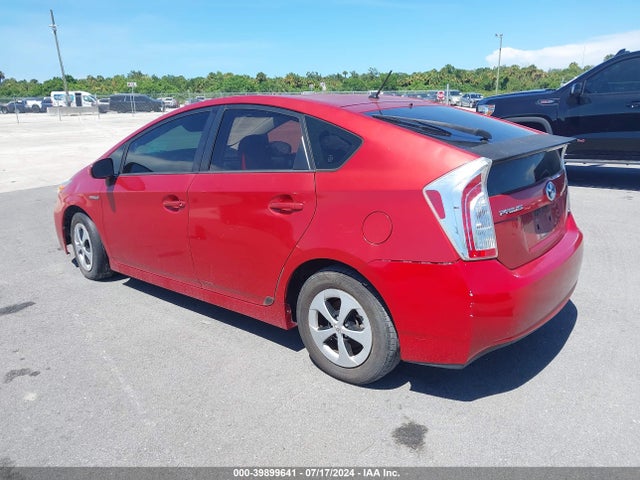 Toyota Prius Two 2014 JTDKN3DU4E1809379 Image 3