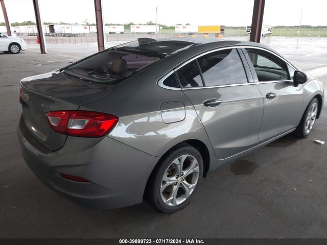 Chevrolet Cruze Premier Auto 2017 1G1BF5SM6H7126430 Image 4