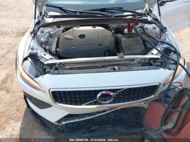 YV4102WK2L1038110 Volvo V60 Cross Country T5