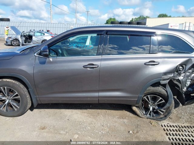 5TDBZRFH7HS471667 Toyota Highlander Le