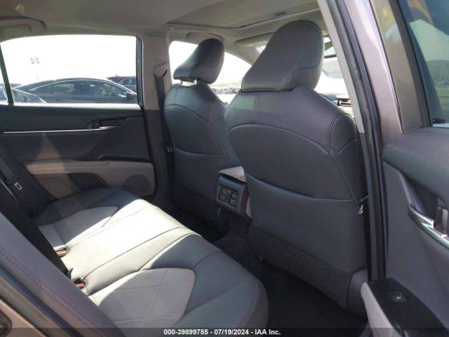 4T1B21HK9KU517075 Toyota Camry Hybrid Xle