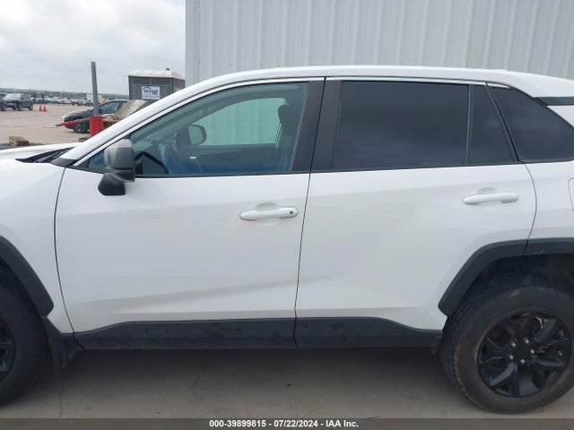 Toyota RAV4 LE 2022 2T3H1RFV3NW218878 Image 14