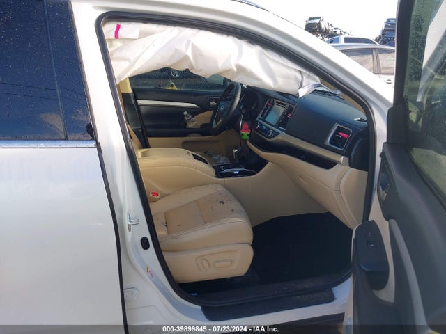5TDKZRFH7KS552627 Toyota Highlander Xle