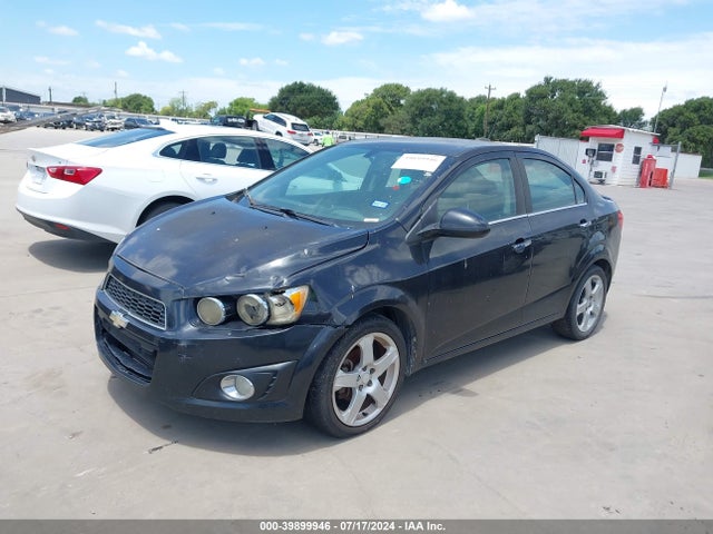 Chevrolet Sonic Ltz Auto 2015 1G1JE5SB5F4102857 Image 2