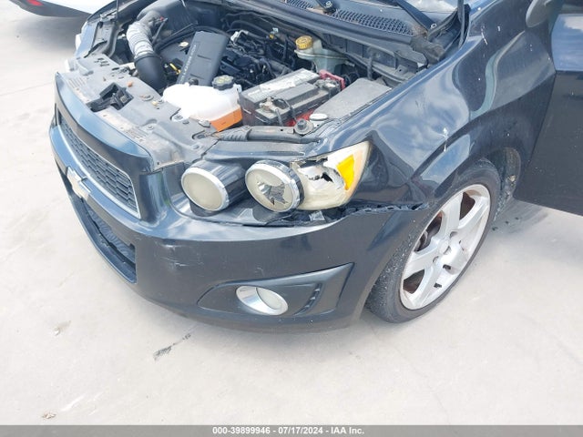 Chevrolet Sonic Ltz Auto 2015 1G1JE5SB5F4102857 Image 6