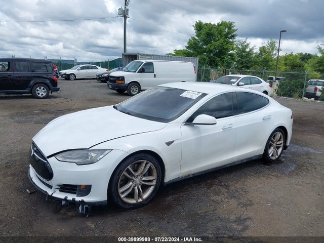 2013 TESLA MODEL S 5YJSA1CG9DFP03723 Photo 1