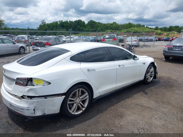 2013 TESLA MODEL S 5YJSA1CG9DFP03723 Photo 3