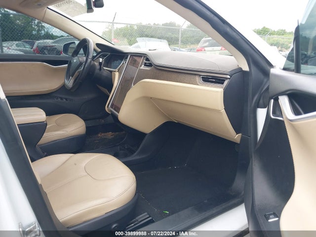 2013 TESLA MODEL S 5YJSA1CG9DFP03723 Photo 4