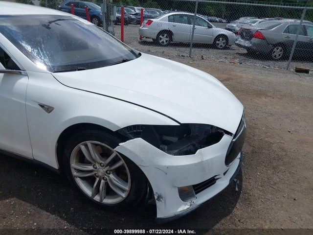 2013 TESLA MODEL S 5YJSA1CG9DFP03723 Photo 5