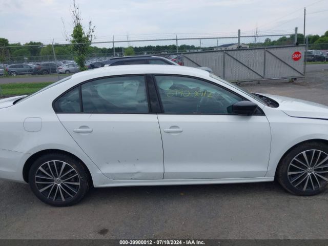 3VWD17AJ4GM287720 Volkswagen Jetta 1.8t Sport