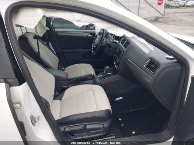 3VWD17AJ4GM287720 Volkswagen Jetta 1.8t Sport