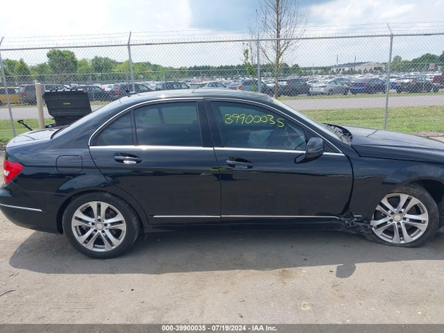 WDDGF8AB0EA957036 Mercedes-Benz C 300 Luxury 4matic/sport 4matic