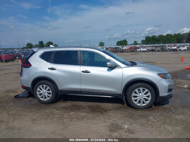Nissan ROGUE S 2019 5N1AT2MT6KC746591 Image 13