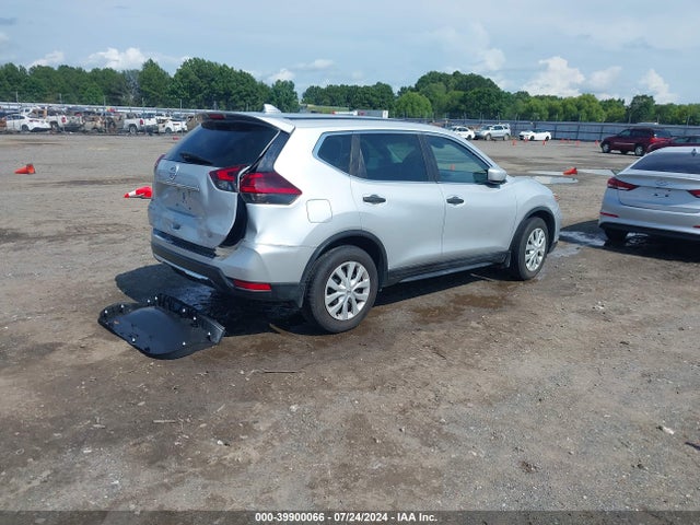 Nissan ROGUE S 2019 5N1AT2MT6KC746591 Image 4