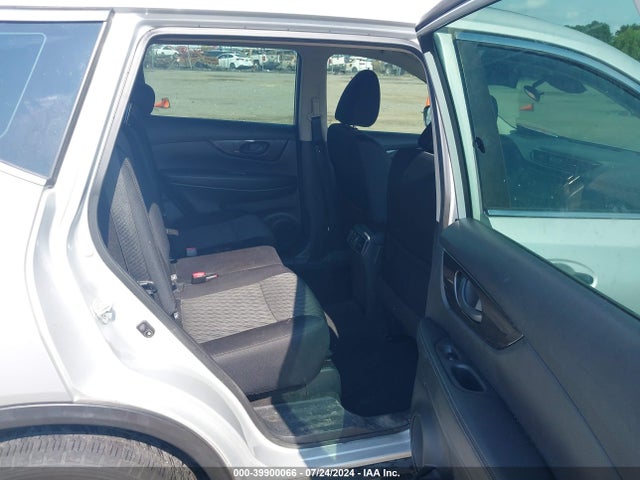 Nissan ROGUE S 2019 5N1AT2MT6KC746591 Image 8