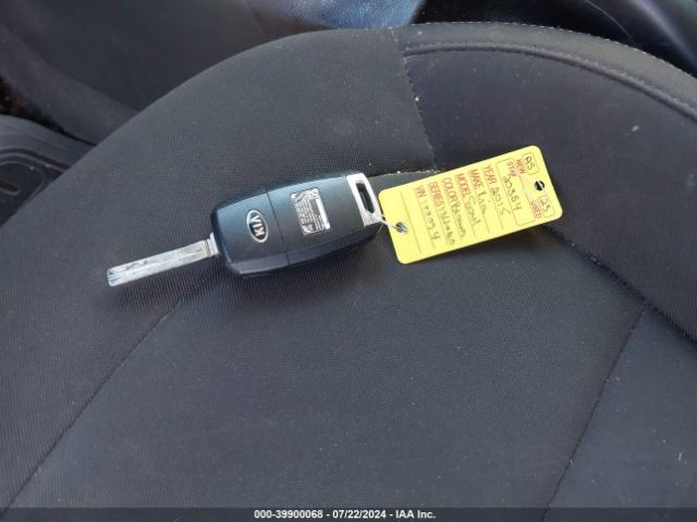 KNDJN2A25F7188094 KIA Soul