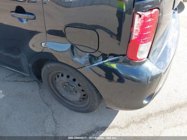 JTLZE4FEXEJ058688 Scion XB