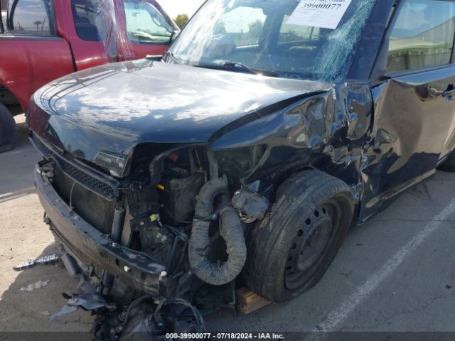JTLZE4FEXEJ058688 Scion XB